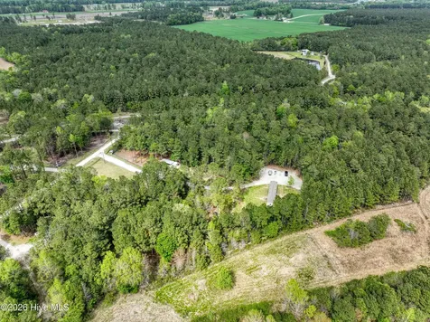 193 Alonza Lane Richlands NC 28574