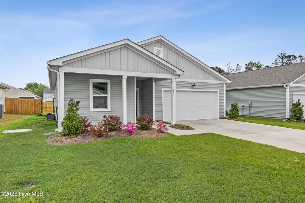 228 Ocean Pointe Boulevard SE Bolivia NC 28422