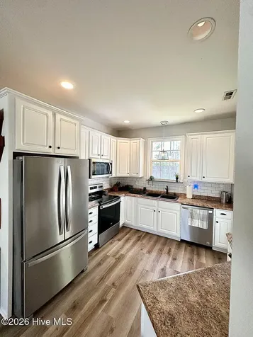 425 N Belvedere Drive Hampstead NC 28443