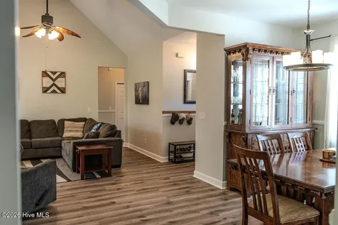 425 N Belvedere Drive Hampstead NC 28443