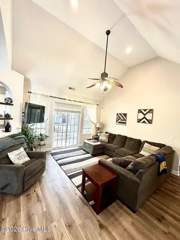 425 N Belvedere Drive Hampstead NC 28443