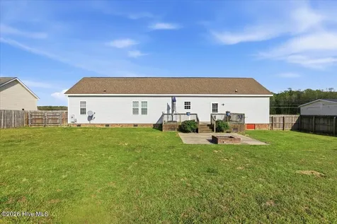 1831 Hinnant Road NW Pikeville NC 27863