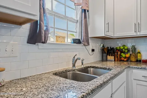 319 Ginger Drive New Bern NC 28560
