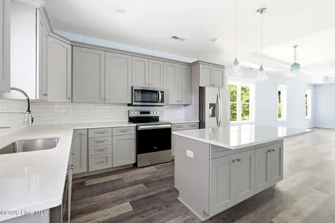 251 NE 66th Street Oak Island NC 28465