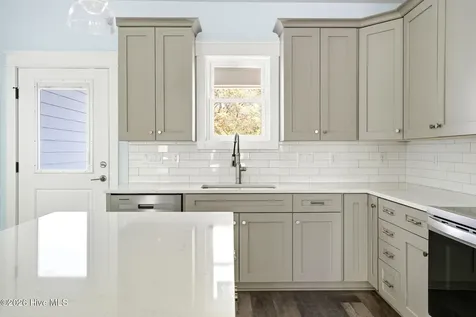 251 NE 66th Street Oak Island NC 28465