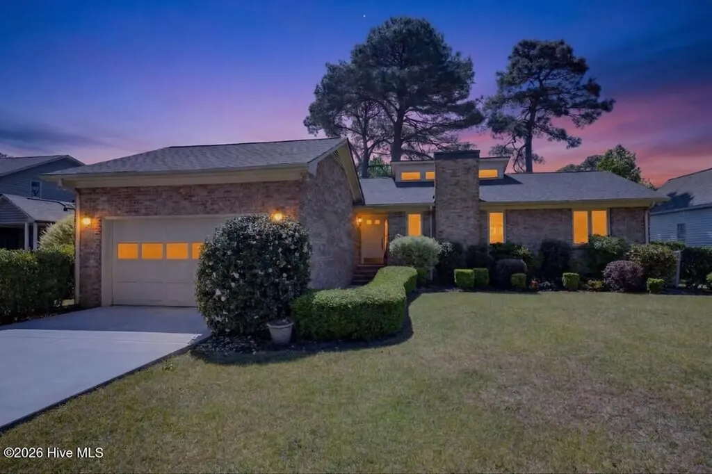 1929 Caracara Drive New Bern NC 28560