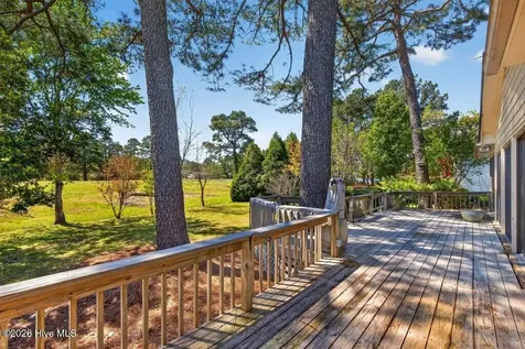 1929 Caracara Drive New Bern NC 28560