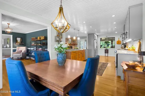 215 Croatan Lane New Bern NC 28562