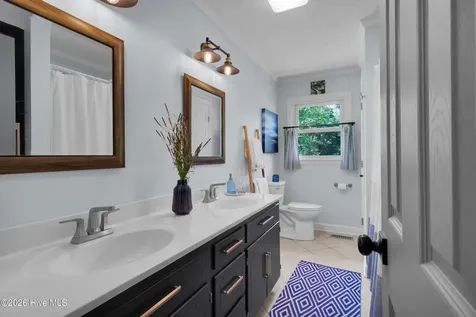 215 Croatan Lane New Bern NC 28562