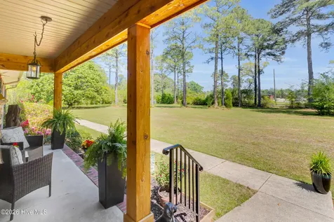 215 Croatan Lane New Bern NC 28562
