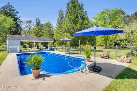 215 Croatan Lane New Bern NC 28562