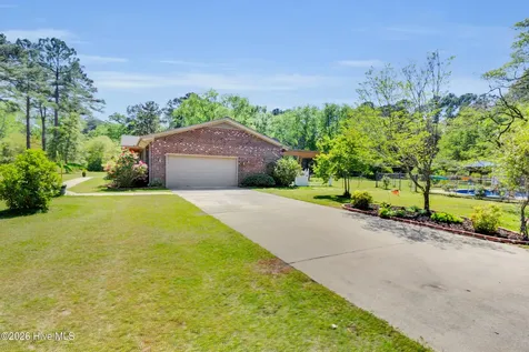 215 Croatan Lane New Bern NC 28562