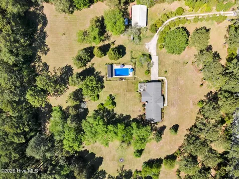 215 Croatan Lane New Bern NC 28562