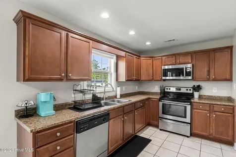 156 Weste Avenue Jacksonville NC 28540