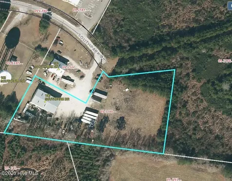 196 Southpark Drive Wallace NC 28466