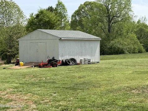 1056 Nc 58 Castalia NC 27816
