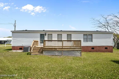 105 Crews Lane Hubert NC 28539