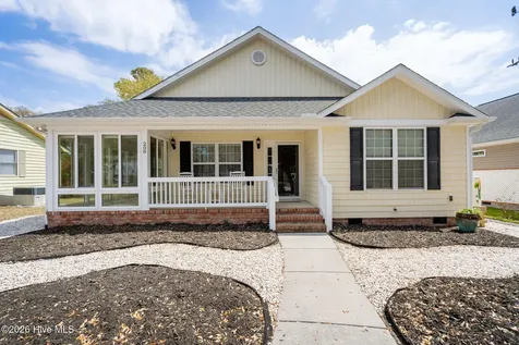208 NE 52nd Street Oak Island NC 28465