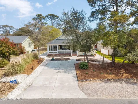 208 NE 52nd Street Oak Island NC 28465