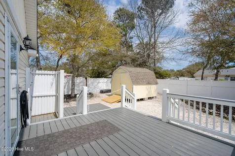 208 NE 52nd Street Oak Island NC 28465