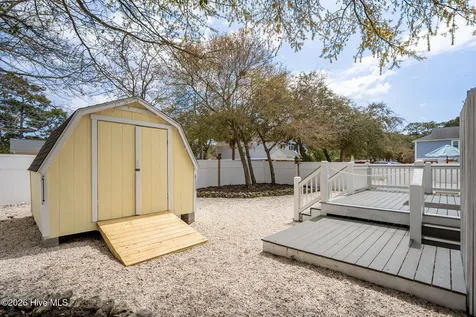 208 NE 52nd Street Oak Island NC 28465