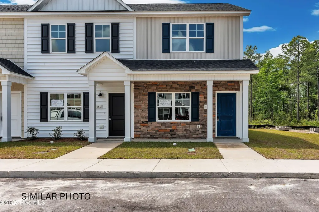 726 Cross Bridge Way Sneads Ferry NC 28460