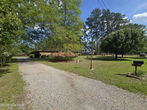 202 Haven Way S Washington NC 27889