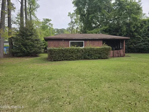 202 Haven Way S Washington NC 27889