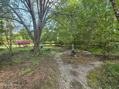 202 Haven Way S Washington NC 27889