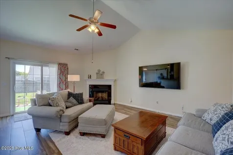 110 Blackheath Drive New Bern NC 28560