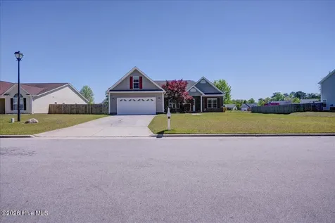110 Blackheath Drive New Bern NC 28560