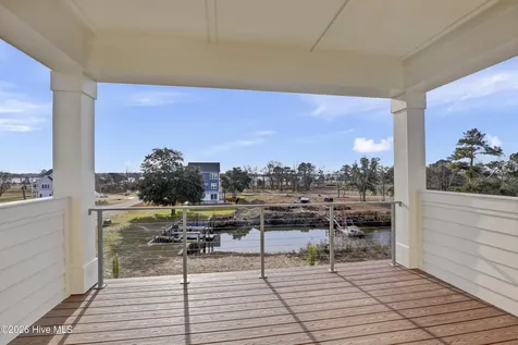 828 Lake Willow Way Holly Ridge NC 28445