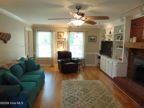 211 Woodfield Drive Nashville NC 27856