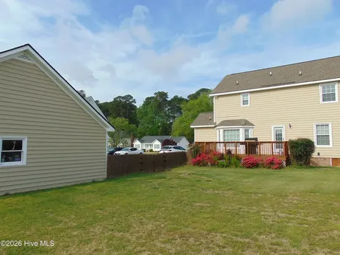 211 Woodfield Drive Nashville NC 27856