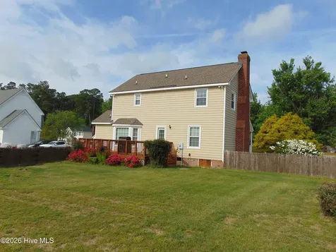 211 Woodfield Drive Nashville NC 27856