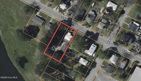 415 E 5th Street Washington NC 27889