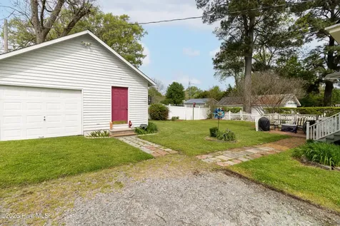 505 N Broad Street Edenton NC 27932
