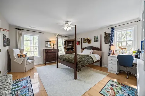127 Riverview Drive Washington NC 27889