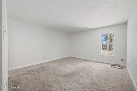 1117 Gilgo Road Oriental NC 28571