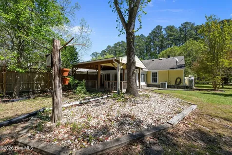 1117 Gilgo Road Oriental NC 28571