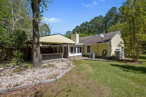1117 Gilgo Road Oriental NC 28571