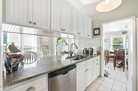 914 Oceanward Lane Carolina Beach NC 28428