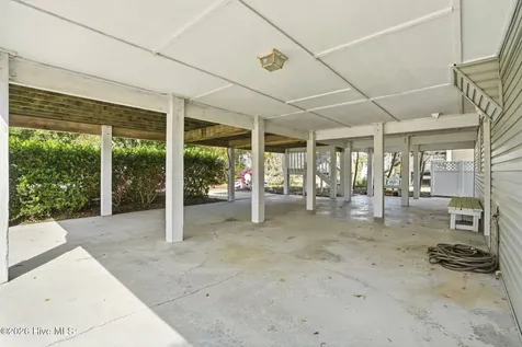 914 Oceanward Lane Carolina Beach NC 28428