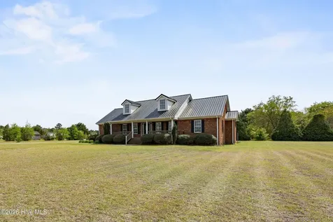 3032 S Nc 50 Highway Beulaville NC 28518