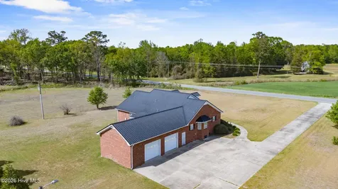 3032 S Nc 50 Highway Beulaville NC 28518