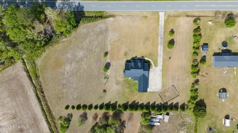 3032 S Nc 50 Highway Beulaville NC 28518