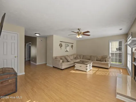 331 Rock Creek Drive S Jacksonville NC 28540