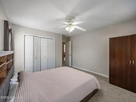 331 Rock Creek Drive S Jacksonville NC 28540