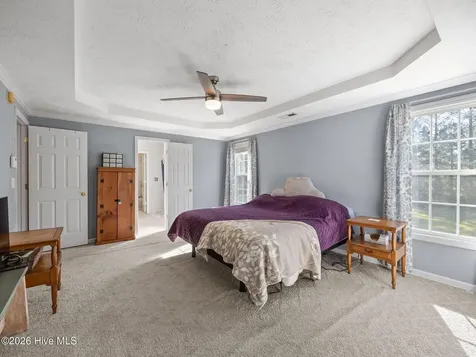 331 Rock Creek Drive S Jacksonville NC 28540