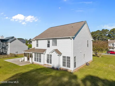 331 Rock Creek Drive S Jacksonville NC 28540